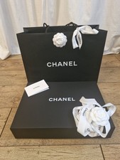 Chanel empty medium gift - , box