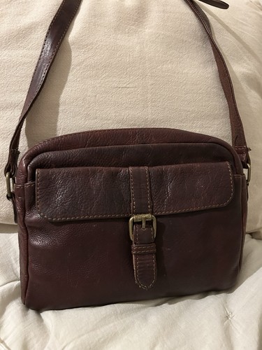 Fat face cross body shoulder - face, cross-body