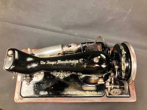 Singer model built in 1928 - singer, 99,