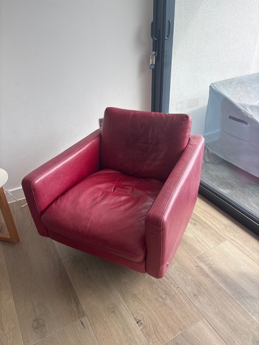 Natuzzi red leather swivel - ,