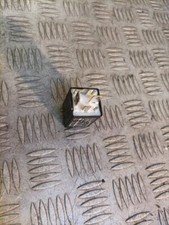 VOLKSWAGEN BEETLE BORA GOLF MK4 1998-2010 FUEL PUMP RELAY 409 1J0906383C