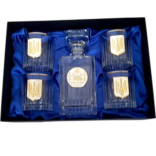 Boss trident crystal decanter - trident,