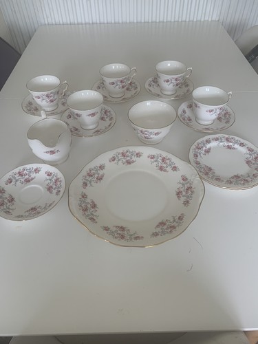 Vintage finebone china royal - vintage,