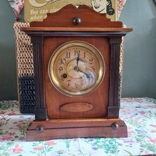 Antique Old Mantel Clock