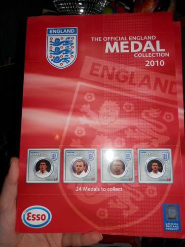 Official england 2010 - official, medal