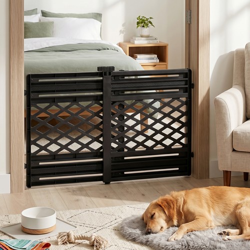 Retractable pet safety - pet, gate