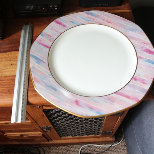 Wedgwood metallised bone china - metallised,