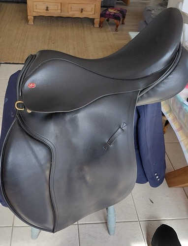 Jeffries falcon gp saddle - 18",