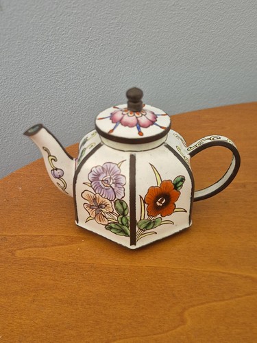 Vintage 1990s trade aid - 1990s, enamel