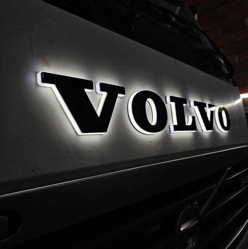 Volvo grille badge led - volvo,