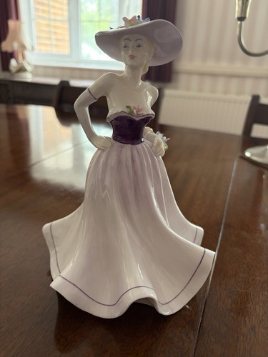 Coalport ladies fashion - ladies, of