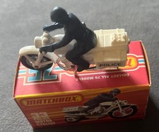 Matchbox Superfast No. 33 Police Motorcycle All White Blue Rider Original Box Ex