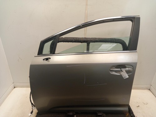 Toyota avensis left front door - toyota,
