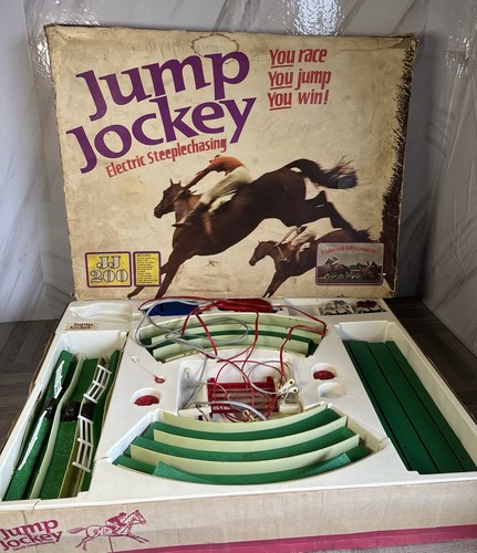 Vintage tri ang jump - tri-ang, jockey