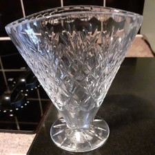 Vintage Edinburgh Hand Cut Lead Crystal Glass Vase 4 1/2 inch tall