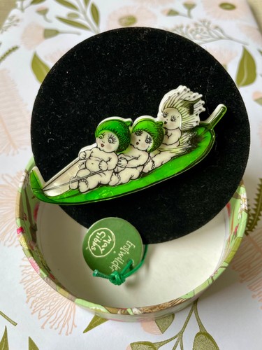 Erstwilder brooch gumnut - erstwilder,