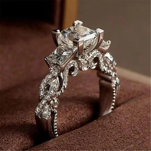 Art deco style princess cut - style,