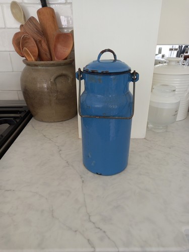 Traditional old french blue - old,