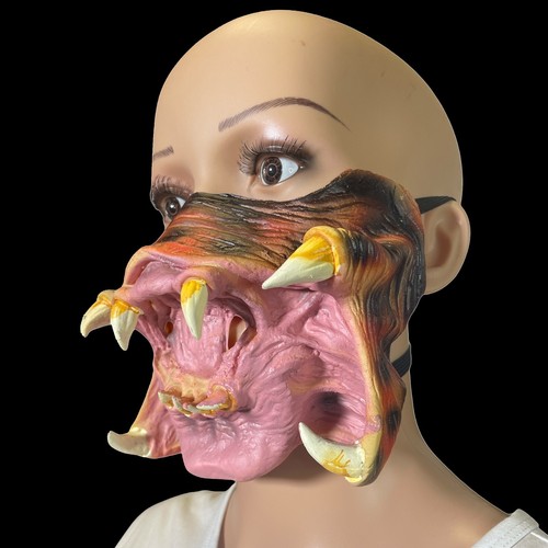Alien predator latex mask - alien,