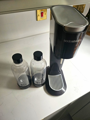 Sodastream comes with - , 2