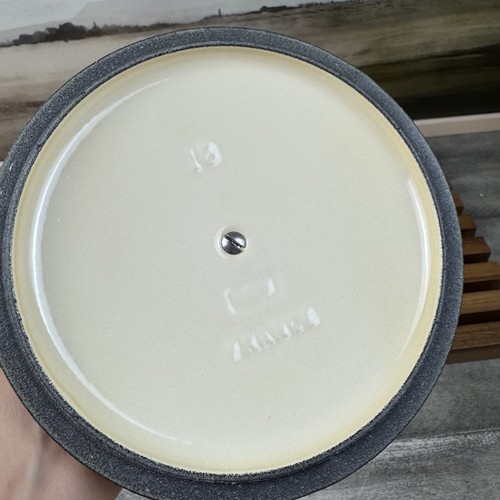 Creuset signature enameled - creuset,