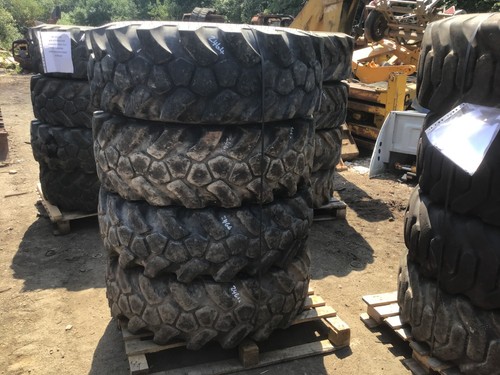 Jcb sitemaster 25 - jcb, tyre