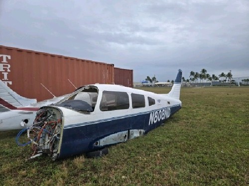 Fuselage piper arrow - fuselage,