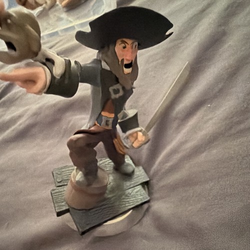Pirate figurine with sword - pirate,