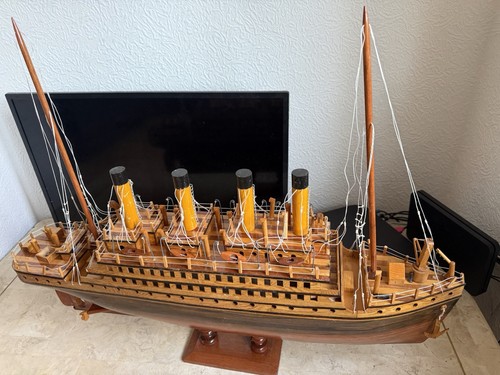 Vintage rms titanic - vintage,