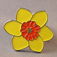 YELLOW DAFFODIL ENAMEL PIN