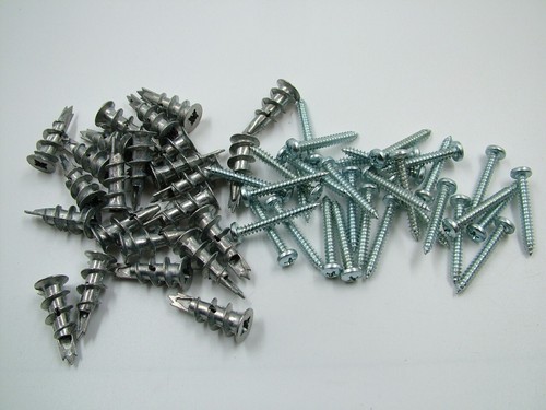 Plasterboard fixings cavity