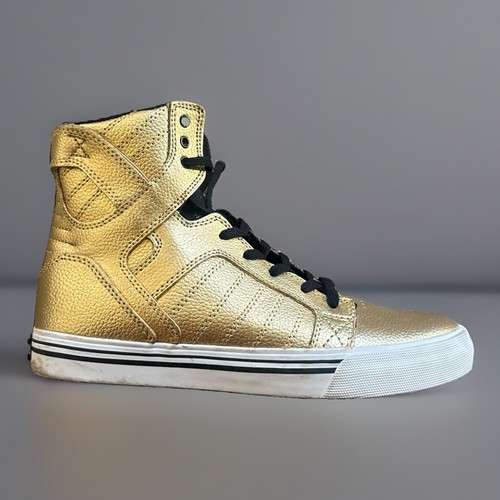 Supra muska 001 - 001, skytop