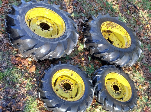 John deere compact tractor - compact,