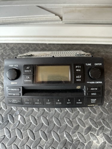 Toyota corolla verso e12 - toyota, music