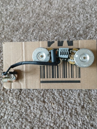 Bass solder free pots - p,