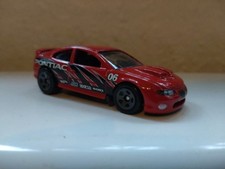 HOT WHEELS '06 PONTIAC GTO