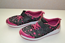 Clarks Girls Size 4 Pink Trainers with Stars- Hook & Loop Fastening - #V