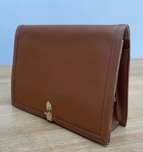 Launer co london ladies - launer,