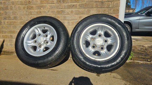 Land rover defender - 16",