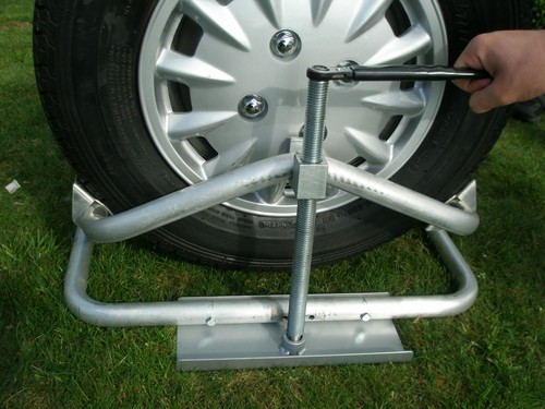 Milenco aluminium caravan - caravan, and