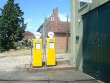 Photo Petrol Pump 6x4 Old