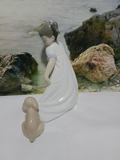 Nao By Lladro Let Me Go. In