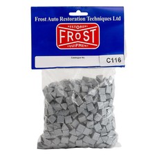 Frost Cleaning / Polishing Media Ceramic Triangles 1kg For Vibratory Tumbler