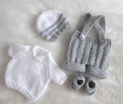 Hand knitted dolls clothes - hand, to