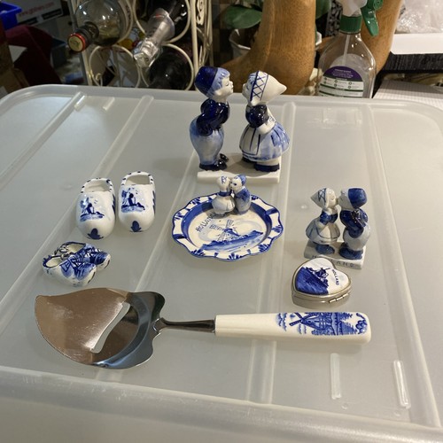 Vintage delft pottery - delft,