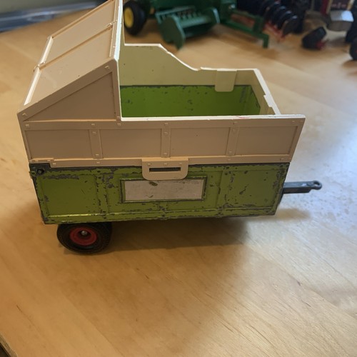 Britains claas tipping - britains,