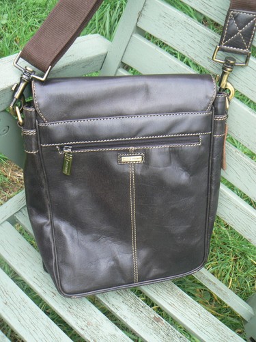 Bnwt visconti brown large - visconti,