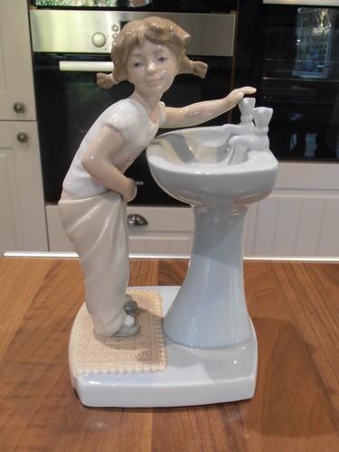 Lladro figurine 4838 clean - lladro,