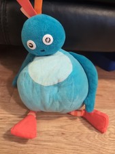 Twirlywoos Great Big Hoo 15" Large Blue Soft Plush Toy - Working Sounds