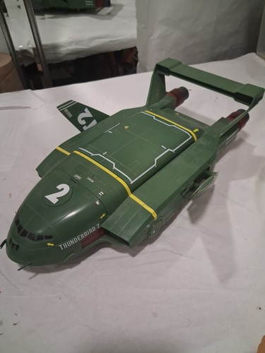 Super size thunderbird - size,